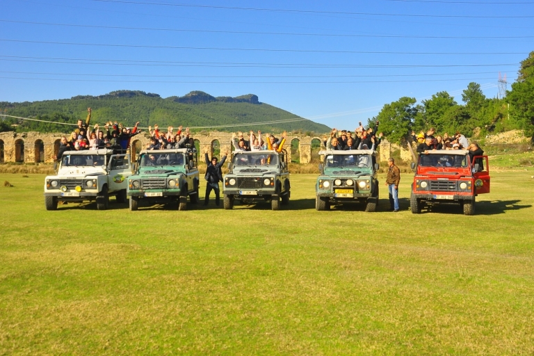 Ab Side: Safari-Abenteuer per Jeep im TaurusgebirgePrivates Jeep-Safari-Abenteuer