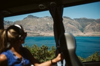 De Queenstown, voyage d'une demi-journée à Glenorchy par entraîneur - Hizvo