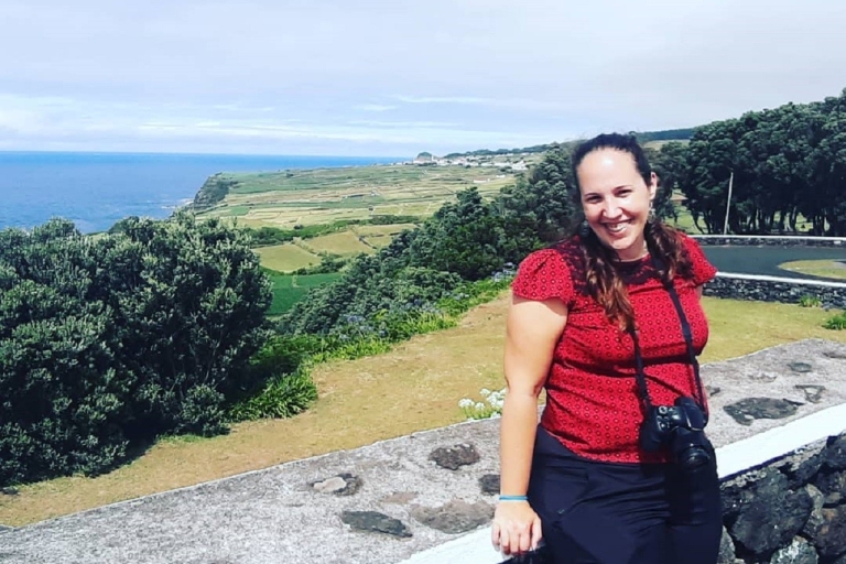 Côte ouest : excursion d'une demi-journée en van au départ d'Angra do HeroismoTour de fourgon