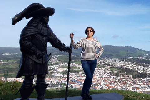 Excursion d'une journée en van autour de l'île de TerceiraDepuis Angra do Heroísmo : excursion d'une journée en van sur l'île de Terceira