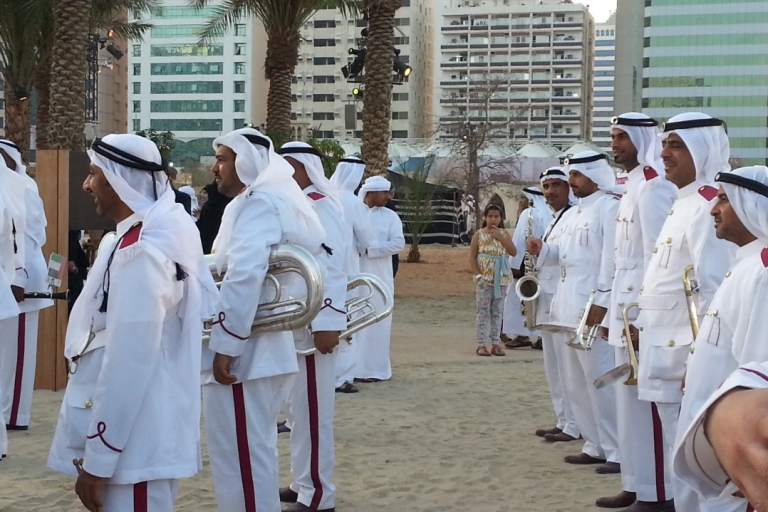 Sport et luxe à Abou Dabi : visite d’un jour d’Abou DabiSport et luxe à Abou Dabi : visite d’un jour de Dubaï