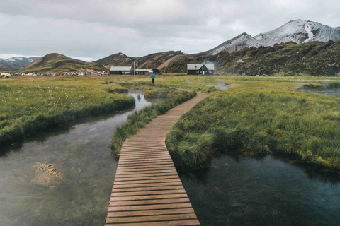 Von Reykjavik aus: Landmannalaugar Wanderung und heiße Quellen Tour