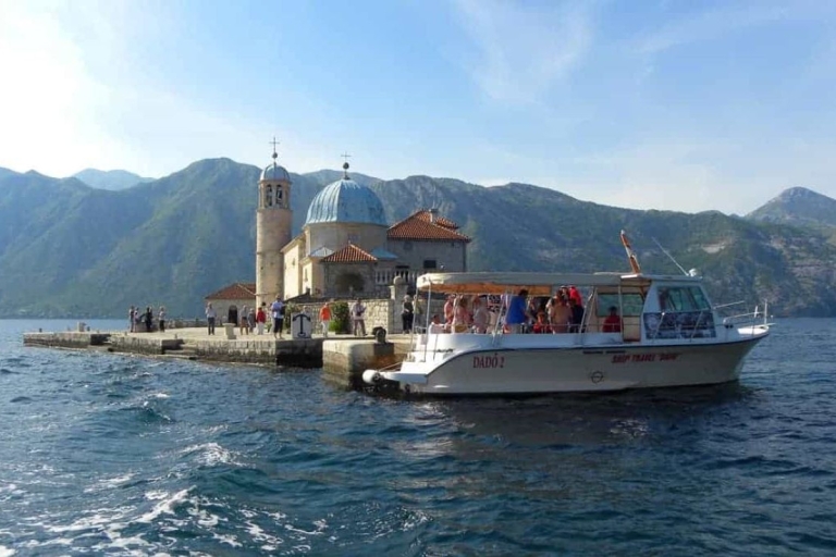 Desde Cavtat: tour de un día por MontenegroDesde Cavtat: tour de un día por la costa de Montenegro con paseo en barco
