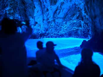 Ab Trogir oder Split: Tagestour zur Blauen Grotte und zur Insel Hvar