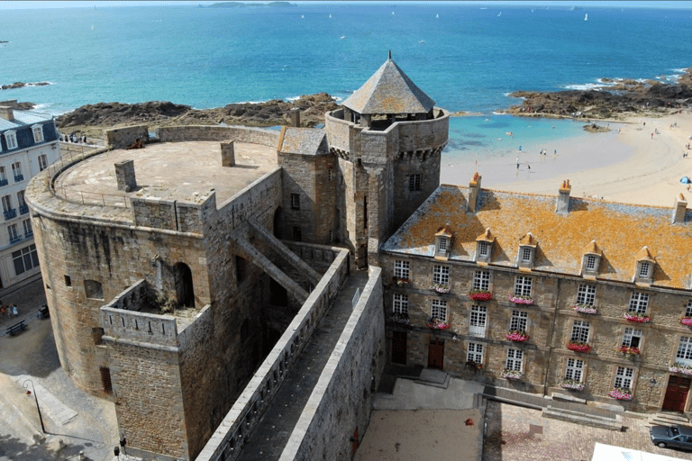 Saint-Malo: Private Guided Tour of the Historic Walled City Saint-Malo: 2-Hour Private Walking Tour & Commentary