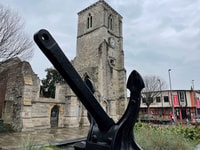 Southampton, Secrets of the Titanic Guided Walking Tour - Hizvo