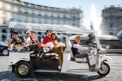 Rome: Private City Tour by Electric Tuk Tuk