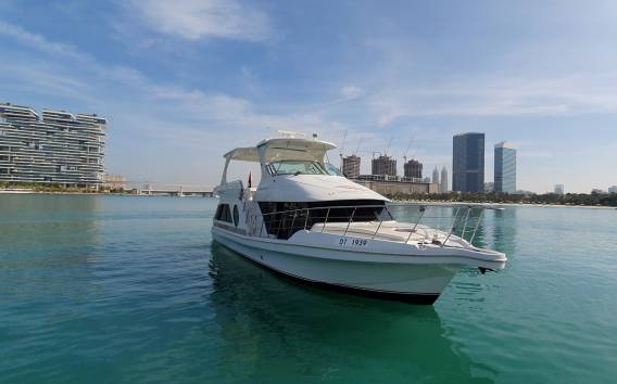 Dubai: 2-stündige private Sightseeing-Yacht mit Softdrinks