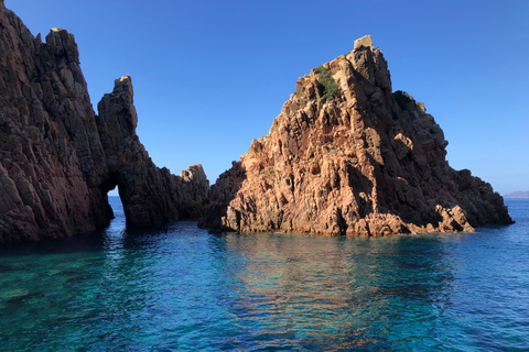 De Sagone/Cargèse: Passeio de barco por Scandola, Piana e Girolata