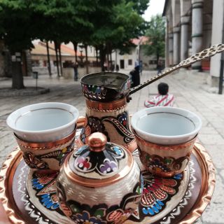 Sarajevo: mercato cittadino di Sarajevo, tour di degustazione gastronomica della città vecchia