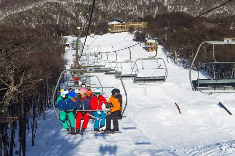 Ushuaia: Pass Cerro Castor Ski Lodge e attrezzatura da sci