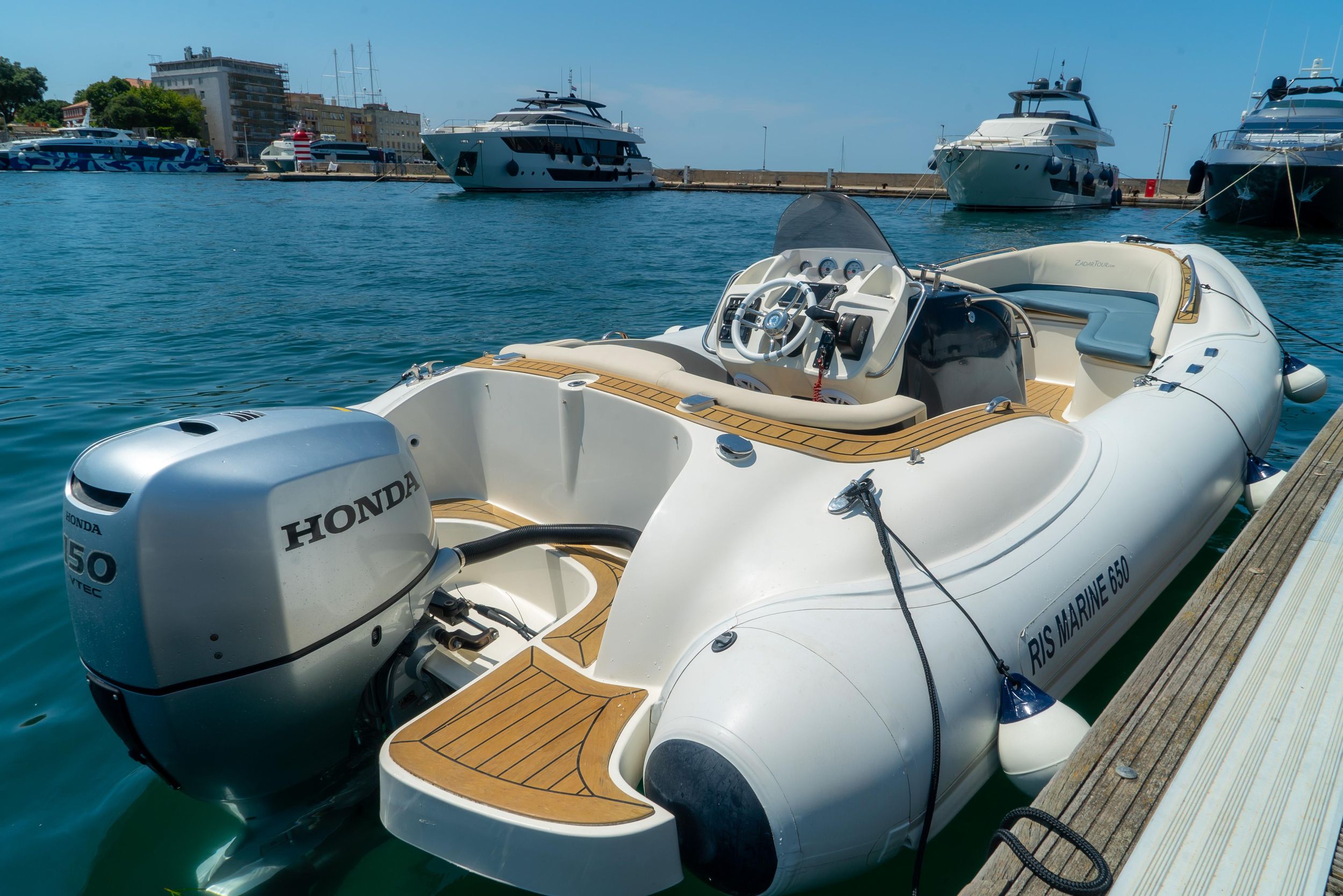 Zadar: Geführte Schnellboot-Tour mit Essen, Öl- und Weinverkostung