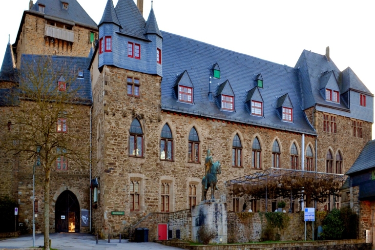 De Cologne: visite privée du château de Burg et du palais de BenrathDe Cologne: excursion privée au château de Burg avec transfert