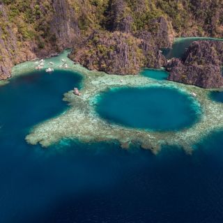 From Coron: Island Hopping Boat Day Trip with Buffet Lunch