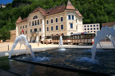 Vaduz : visite de la ville en train en 35 minutes en 40 langues35 minutes de visite en train de la ville en 40 langues