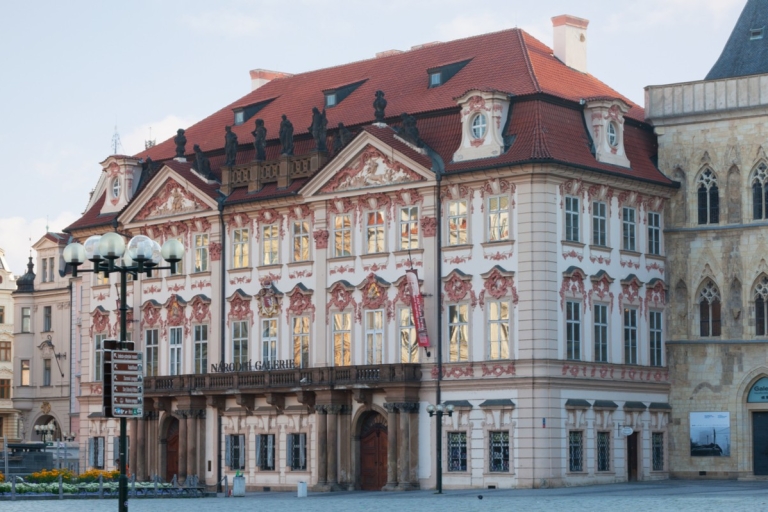 Prague : le jeu d'exploration du médecin de la pestePrague : jeu d'exploration intégré aux monuments de la ville