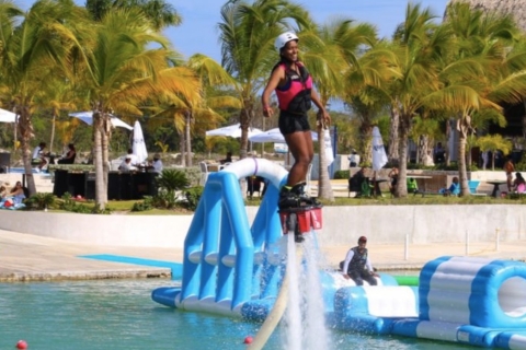 Punta Cana: Flyboard-ervaring in het Caribbean Lake ParkPunta Cana: Caribbean Lake Park Flyboard-ervaring
