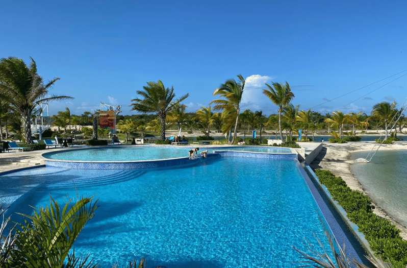 Punta Cana: Caribbean Lake Park Flyboard Experience 