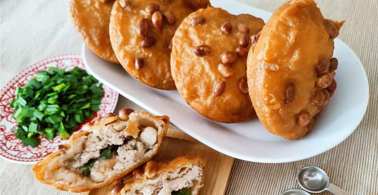The BEST Singapore Street Food 2022 - FREE Cancellation | GetYourGuide