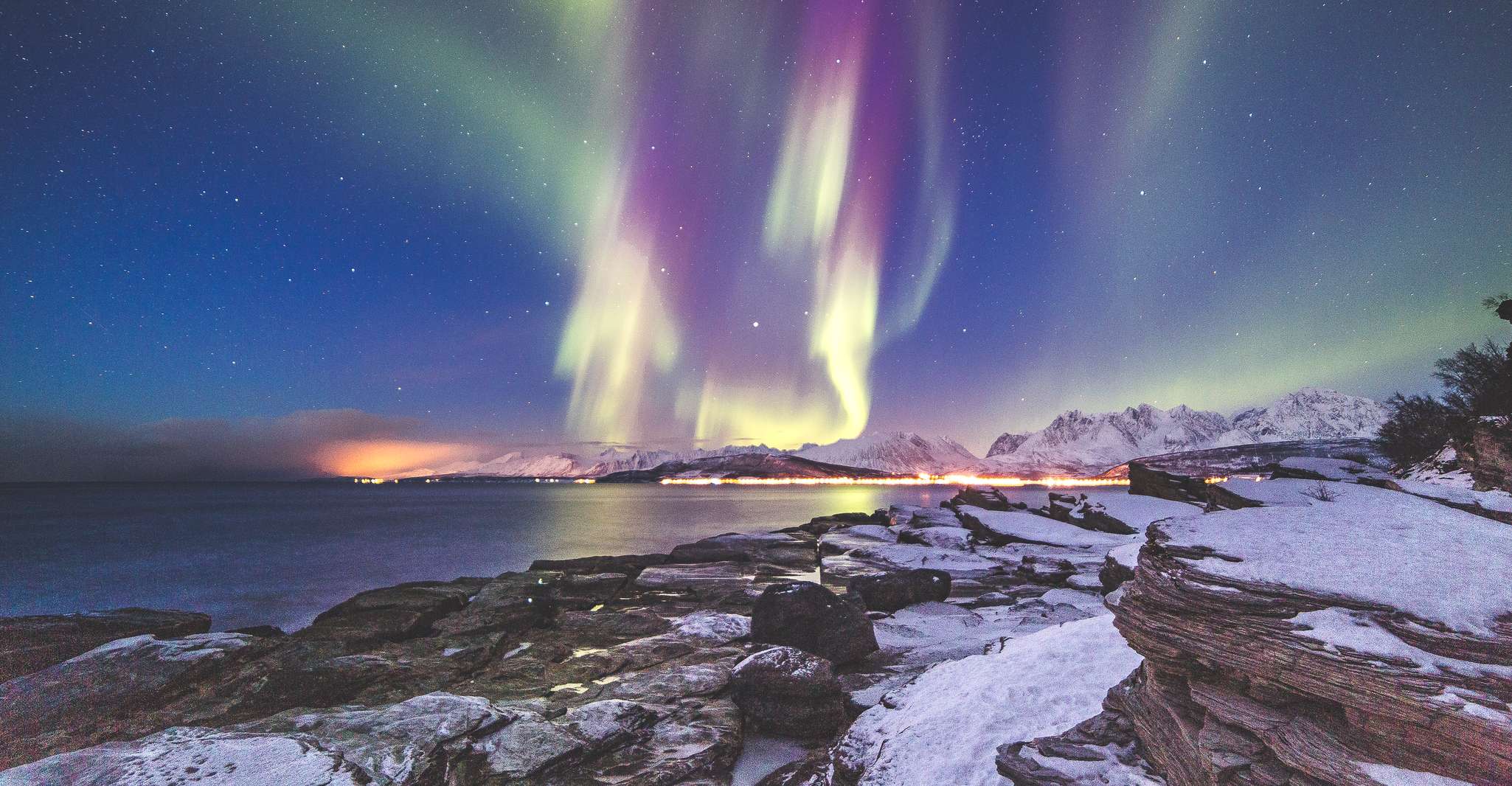 Tromso, Northern Lights Hunting & Photography Expedition - Hizvo