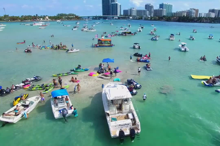 Miami: Prywatna impreza na łodzi w Haulover SandbarMiami: prywatny rejs łodzią motorową do Haulover Sandbar