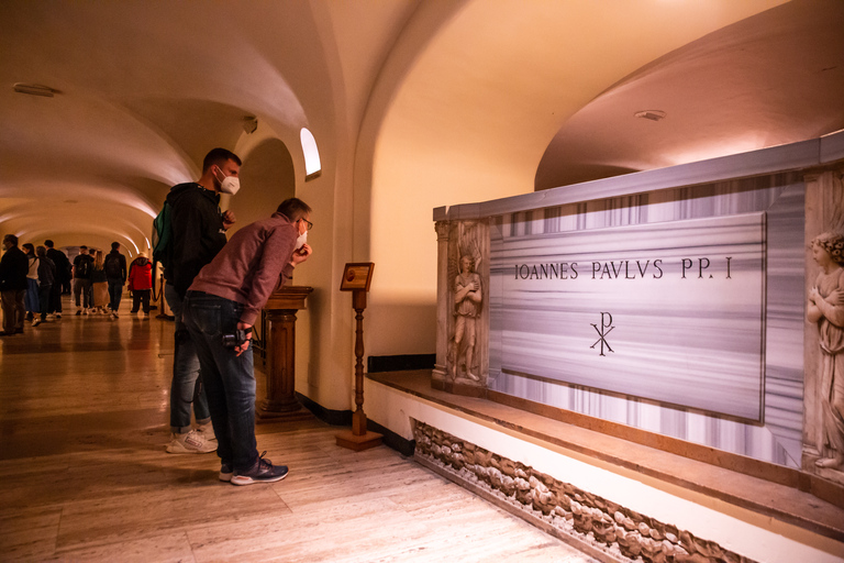 Cité du Vatican : visite de la basilique, du dôme et des tombeaux papaux