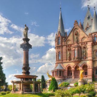 Cologne: Drachenburg Castle Half-Day Guided Tour