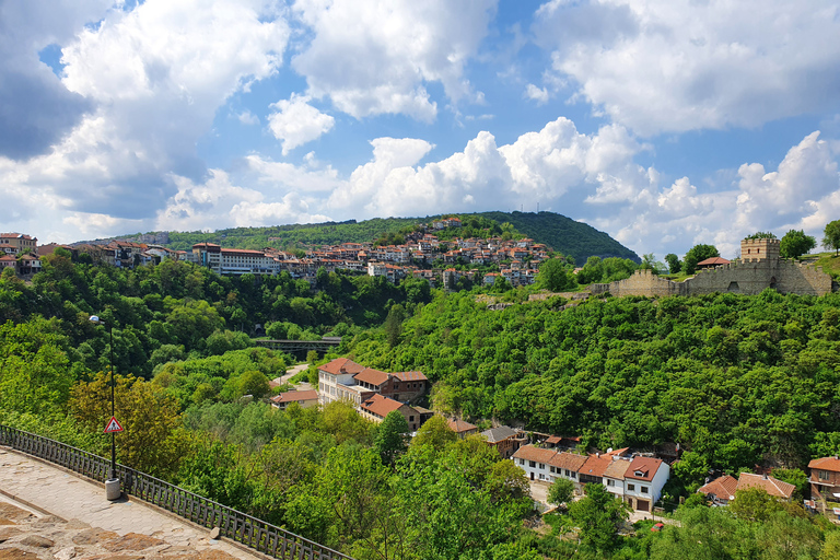 Ab Bukarest: Private Basarabovo & Veliko Tarnovo Tagestour