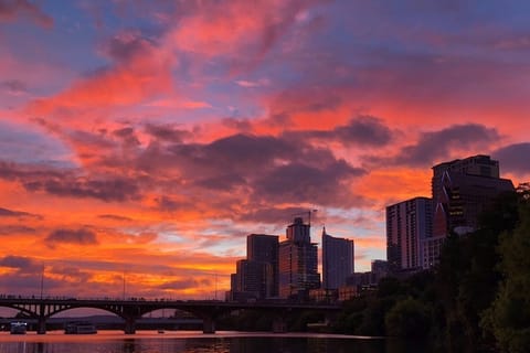 Austin: Kajaktour bei Sonnenuntergang zur Fledermausbeobachtung