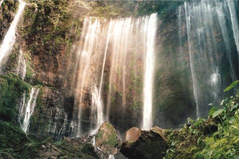 Von Malang oder Surabaya aus: Private Tumpak Sewu Wasserfall Tour