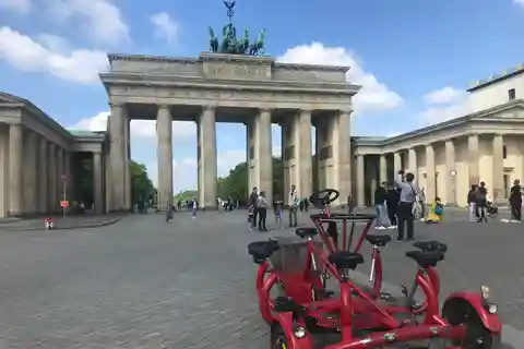 Jetbike Berlin fun bike beer bike