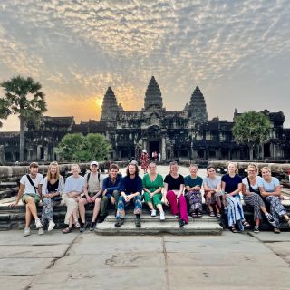 Angkor Wat Small Group Sunrise Tour with Breakfast included