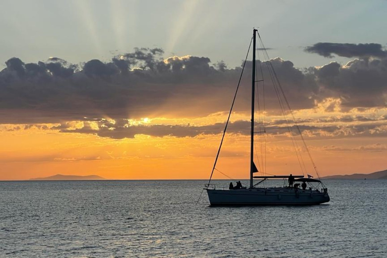 Mykonos: Cruzeiro Semi-Prive no Egeu ao pôr do sol com lanche MykonianCRUZEIRO SEMI-PRIVADO AO PÔR-DO-SOL NO MAR EGEU COM TRASLADO