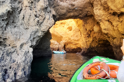 Lagos: Ponta Da Piedade i Lagos Tour z degustacją winaLagos: Wycieczka z przewodnikiem po Ponta Da Piedade i degustacja wina