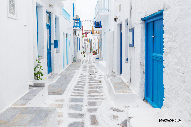 Athens: Island hopping to Santorini, Naxos and Mykonos