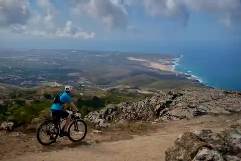 Von Cascais aus: Geführte E-Bike-Tour nach Sintra und Strand von Guincho