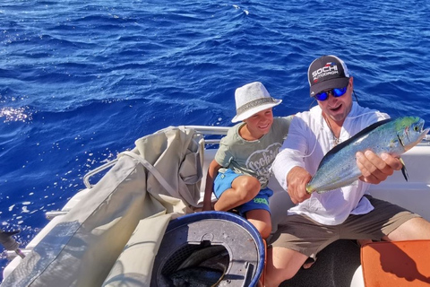 Agios Nikolaos: viaje de pesca en la bahía de MirabelloLancha | Agios Nikolaos: viaje de pesca en la bahía de Mirabello