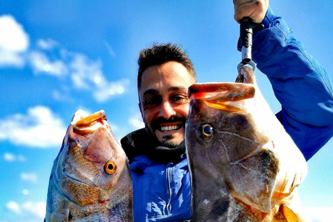 Agios Nikolaos: viaje de pesca en la bahía de MirabelloLancha | Agios Nikolaos: viaje de pesca en la bahía de Mirabello