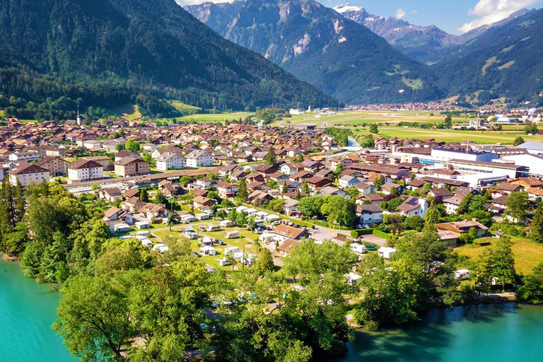 Zurich : Excursion d'une journée à Interlaken, y compris parapente en tandemExcursion d'une journée à Interlaken et au parapente