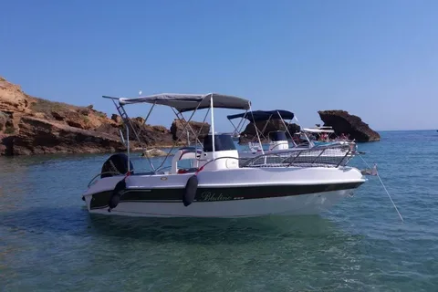 Agrigento: Tour in barca e soste per il bagno alla Scala dei Turchi