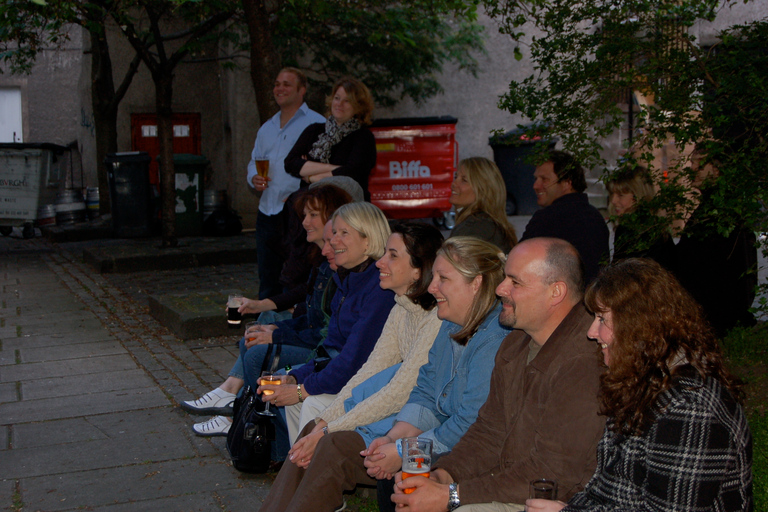 Edinburgh Literary Pub Tour com &quot;Real-Actors&quot;Edimburgo: tour de pub literário com atores profissionais