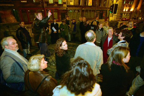 Edinburgh Literary Pub Tour com &quot;Real-Actors&quot;Edimburgo: tour de pub literário com atores profissionais