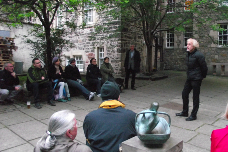 Edinburgh: Literarische Kneipentour mit &quot;Profi-Schauspieler&quot;Edinburgh: Literarische Kneipentour mit Profi-Schauspielern