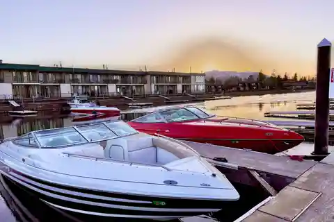 Lake Tahoe: Private Sightseeing Cruise on Lake Tahoe 4 hours