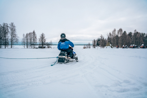 Vanuit Rovaniemi: Hele dag sneeuw en leuke activiteiten