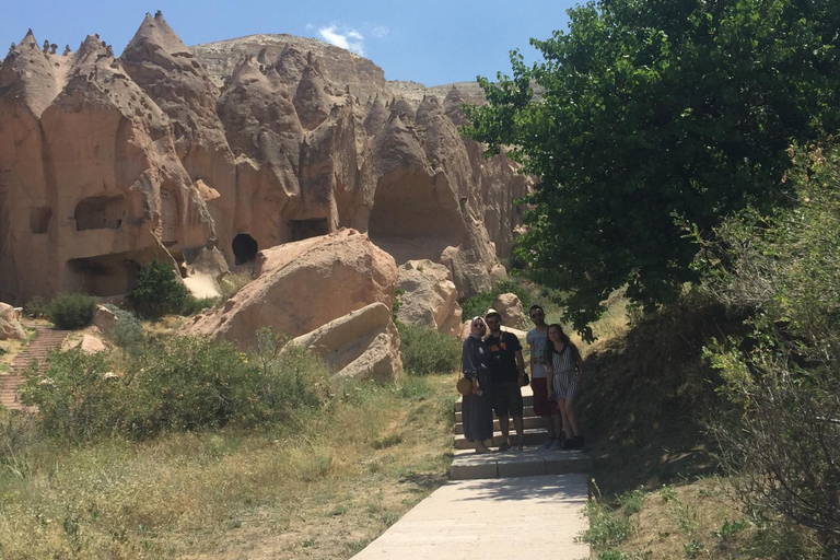 Cappadocië: 1-nacht 2-daagse hoogtepunten tour per auto en wandeling