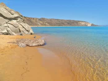 Agrigento: Tour privato in barca della Riserva Naturale di Torre Salsa
