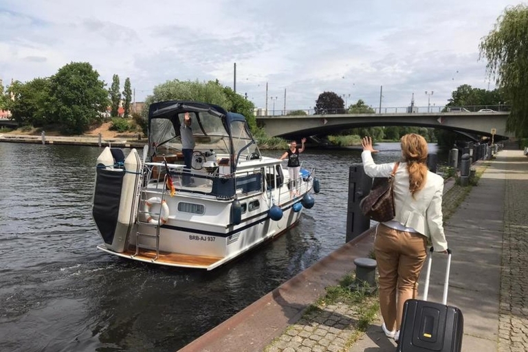 Wannsee: 4 uur privé Seven Lakes-boottocht met schipperWannsee: privérondvaart door de zeven meren