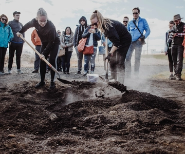 Laugarvatn Fontana: Geothermal Bread-Baking Experience