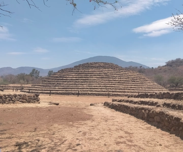 Guadalajara: stanowisko archeologiczne z piramidami Guachimontones